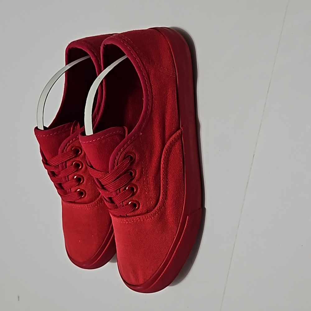 US Sports Red Lace Up Flat Sneakers Size 7 #S-172